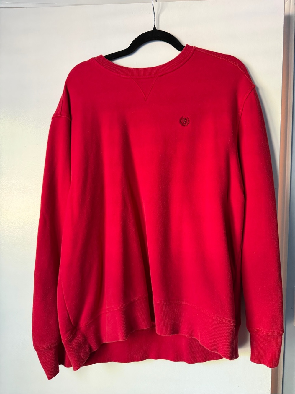 Izod Men's Bright Red Crewneck Sweatshirt